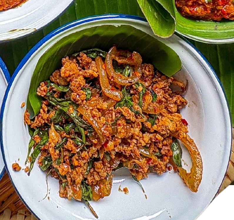 ลาบหมูคั่วสุก