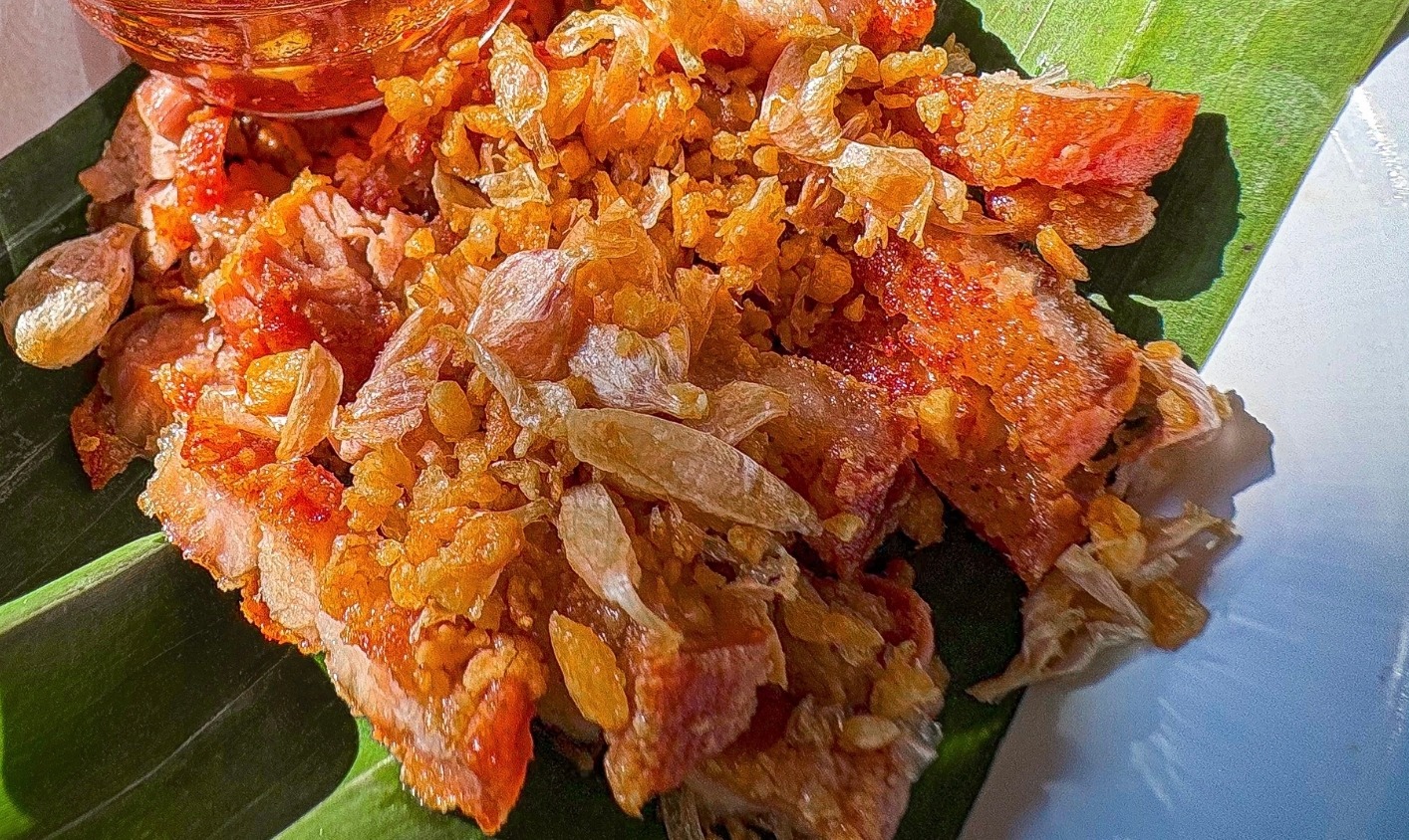 หมูสามชั้นทอดน้ำปลา