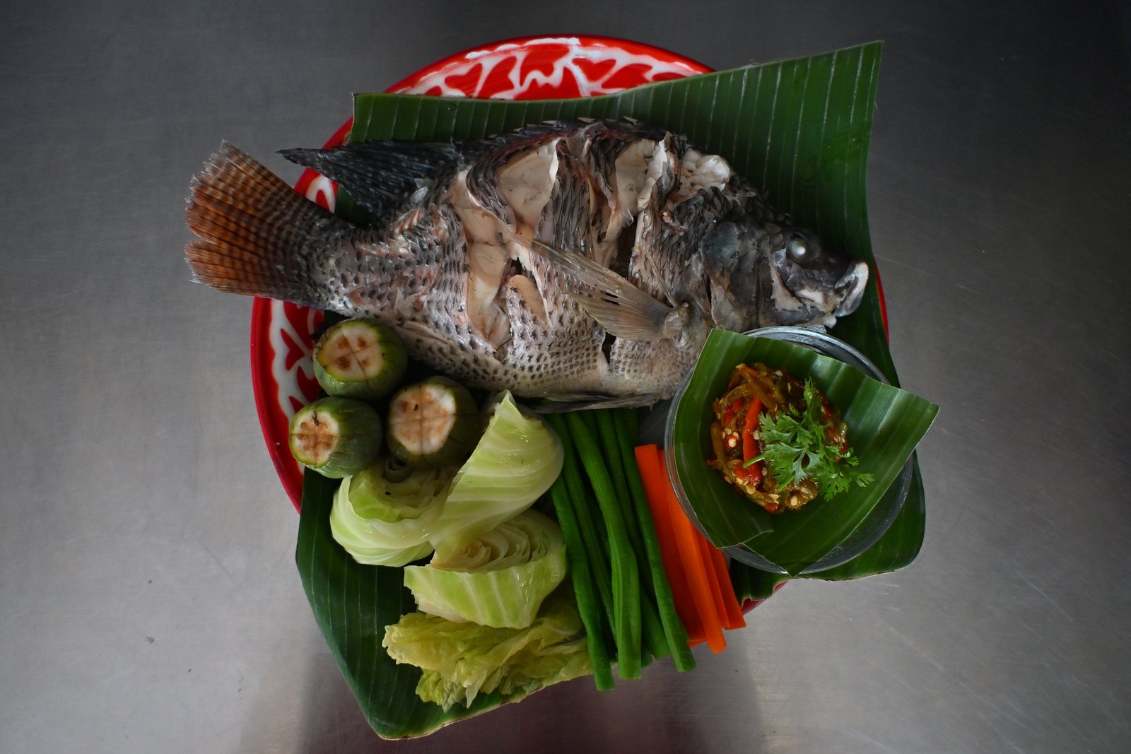 ปลานึ่งพริกหนุ่ม